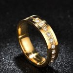 Damen-Ehering aus Edelstahl mit Zirkonkristall, Gold, Größe 8