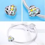  Silberner Herzanhänger mit bunten Herzen