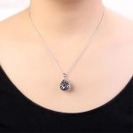 Halskette mit durchbrochenem, tropfenförmigem Anhänger, tschechischem Kristall, Tansanit
