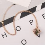 Halskette mit Diamantkristallanhänger, tschechischer Kristall, mehrfarbig