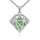 Halskette in Form eines Diamantkristalls mit durchbrochenem Peridot-Anhänger