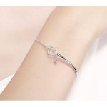 Silberarmband mit zwei Herzen