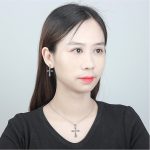 Halskette mit silbernem Kreuzanhänger, tschechischer Kristall, weiß