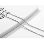 Halskette mit silbernem Kreuzanhänger, tschechischer Kristall, weiß