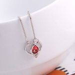 Armband mit Herz, verziert mit Swarovski-Kristallen, rot