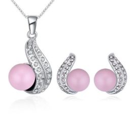   Set aus Perlenkette und Ohrringen, verziert mit Swarovski-Kristallen, rosa