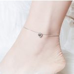 Silbernes Fußkettchen mit Herzanhänger