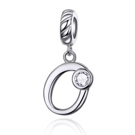 Ezüst charm, O betű cirkónium kristállyal