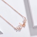 Ezüst nyaklánc pillangóval