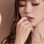  Silberring gewellt, mit Zirkonkristall, Größe 6