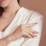  Silberring gewellt, mit Zirkonkristall, Größe 6