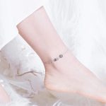  Silbernes Fußkettchen mit Rädern