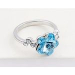  Blumenförmiger Ring, Aquamarin, verziert mit Swarovski-Kristallen, 6,5
