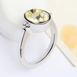  Runder Steinring, gelblich-weiß, verziert mit Swarovski-Kristall, 6,5