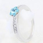  Blumenförmiger Ring, Aquamarin, verziert mit Swarovski-Kristallen, 7,5