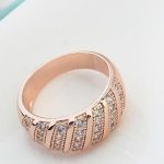  Modischer Ring, funkelndes Gold, 7,5