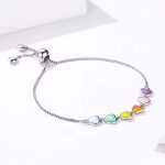 Ezüst karkötő színes szívekkel