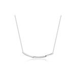 Silberne Halskette mit minimalistischem Anhänger