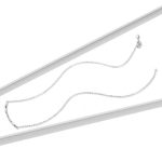 Silberne Halskette mit minimalistischem Anhänger