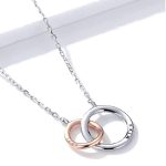 Silberne Halskette, doppelter Ehering mit Anhänger