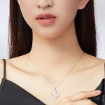 Silberne Halskette mit Einhorn-Anhänger