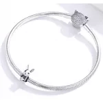 Silberner Hasenanhänger