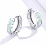 Ezüst fülbevaló, opál