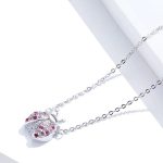 Silberne Halskette mit Marienkäfer-Anhänger