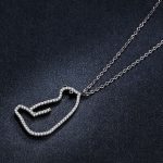 Silberne Halskette mit Eisbär