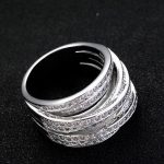  Silberfarbener Ring mit Zirkoniasteinen, 7