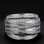  Silberfarbener Ring mit Zirkoniasteinen, 7