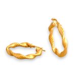 14k Gold Ohrringe im modernen Stil mit Kristallverzierung