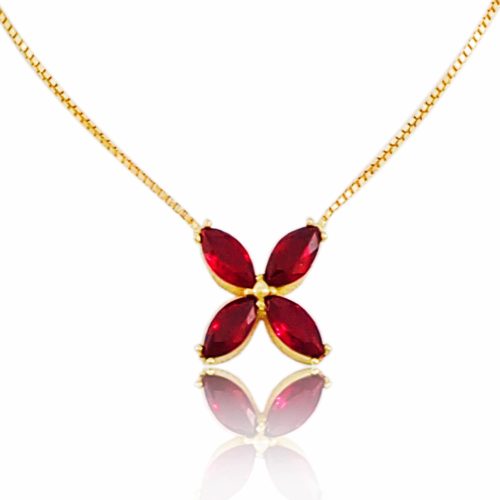 Halskette aus 14-karätigem Gold mit rotem vierblättrigen Blumenanhänger