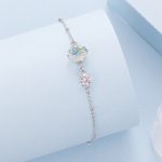 Ezüst karkötő rózsával