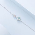 Ezüst karkötő rózsával