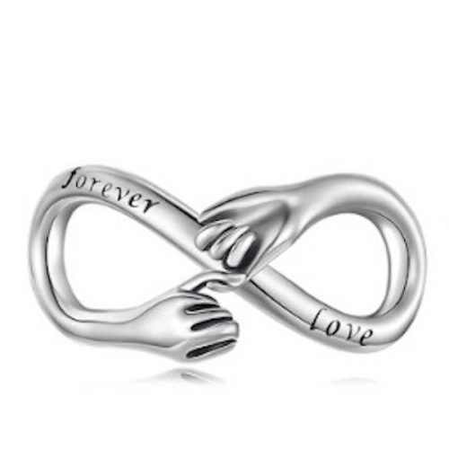 Ezüstcharm, végtelen ölelés