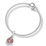 Ezüst charm, gránátalma