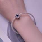 Ezüst charm, korona