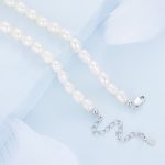 Ezüst női nyaklánc gyöngyökkel