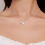 Ezüst női nyaklánc lóheremedállal