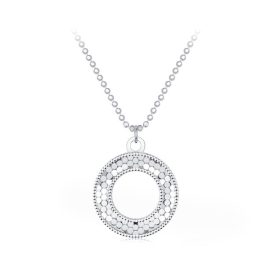 Ezüst női nyaklánc csillogó medállal