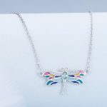 Ezüst női nyaklánc szitakötőmedállal