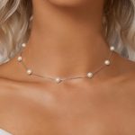 Ezüst nyaklánc fehér gyöngyökkel