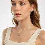 Ezüst nyaklánc rózsamedállal