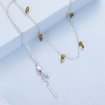 Ezüst nyaklánc üvegfüggyöngyökkel