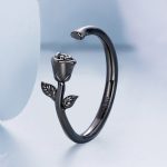 Ezüst női gyűrű, fekete rózsa