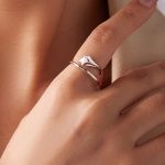 Ezüstgyűrű csillaggal