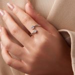 Ezüstgyűrű szívekkel