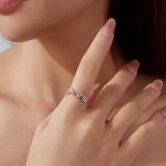 Ezüstgyűrű vintage stílusban