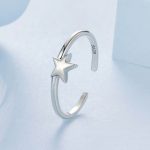 Ezüstgyűrű csillaggal